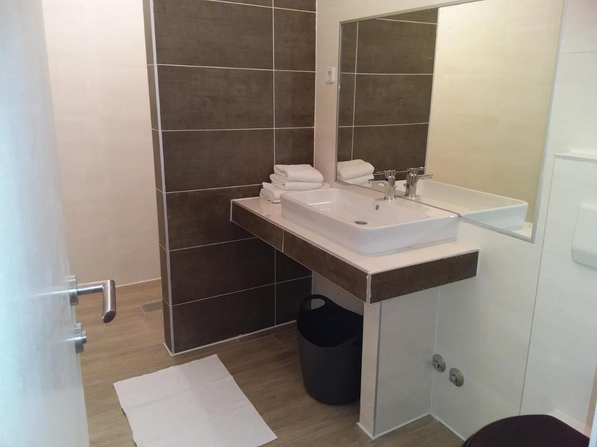 Apartment House Ariamare